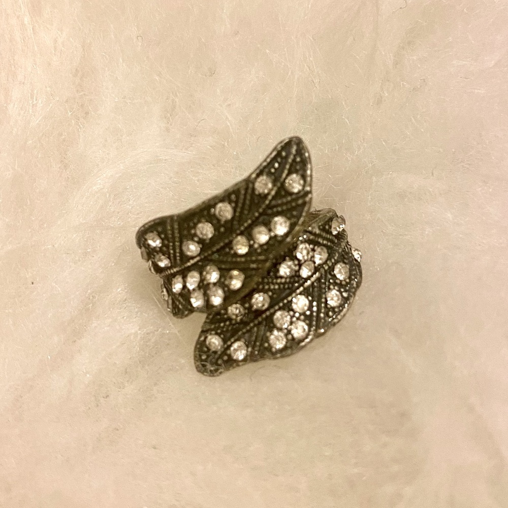 Feather ring